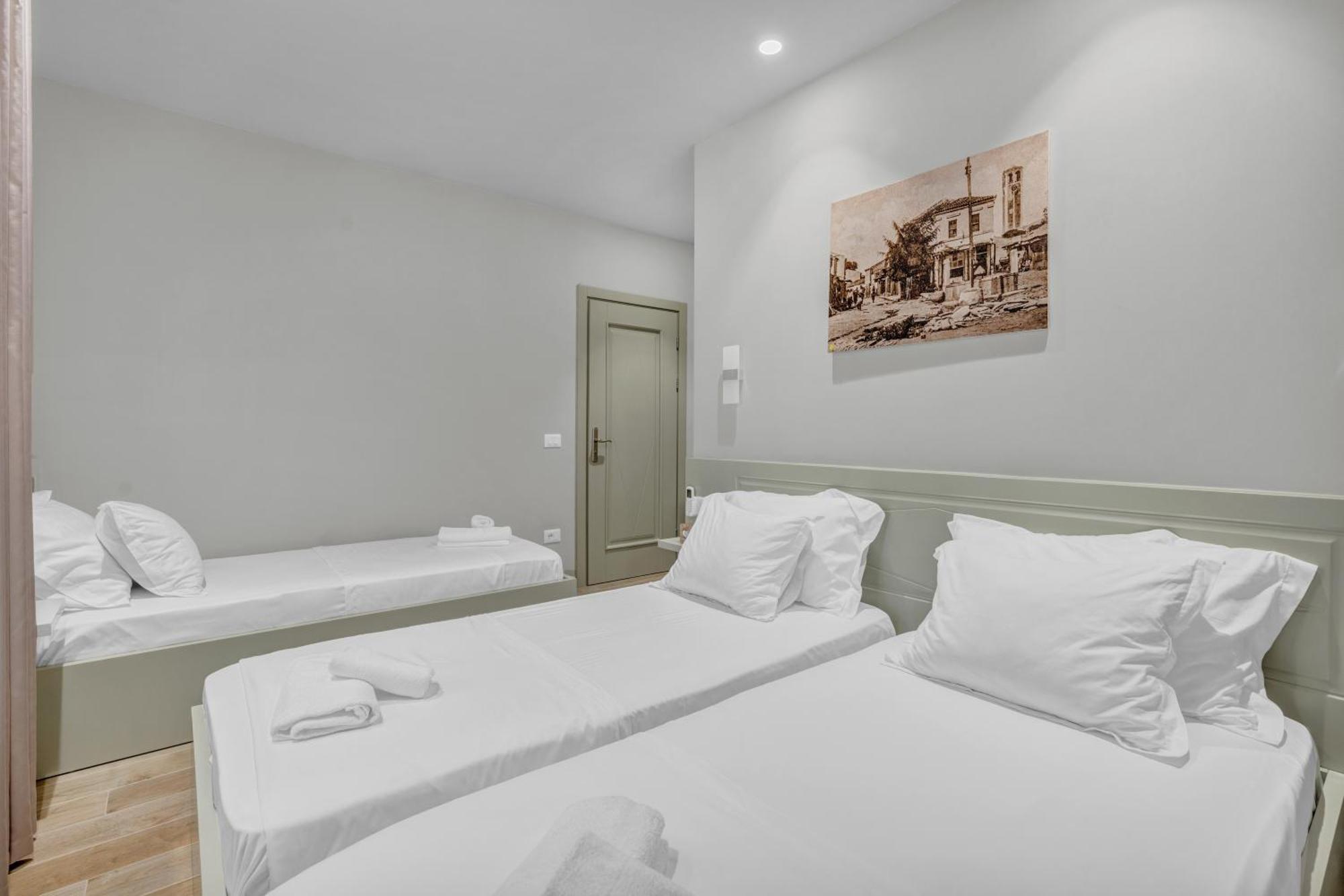 Villa Zoi A Stay To Remember I Located Inside The Castle Of Elbasan, On A Historic Roman Road Via Egnatia I Homemade Breakfast 外观 照片