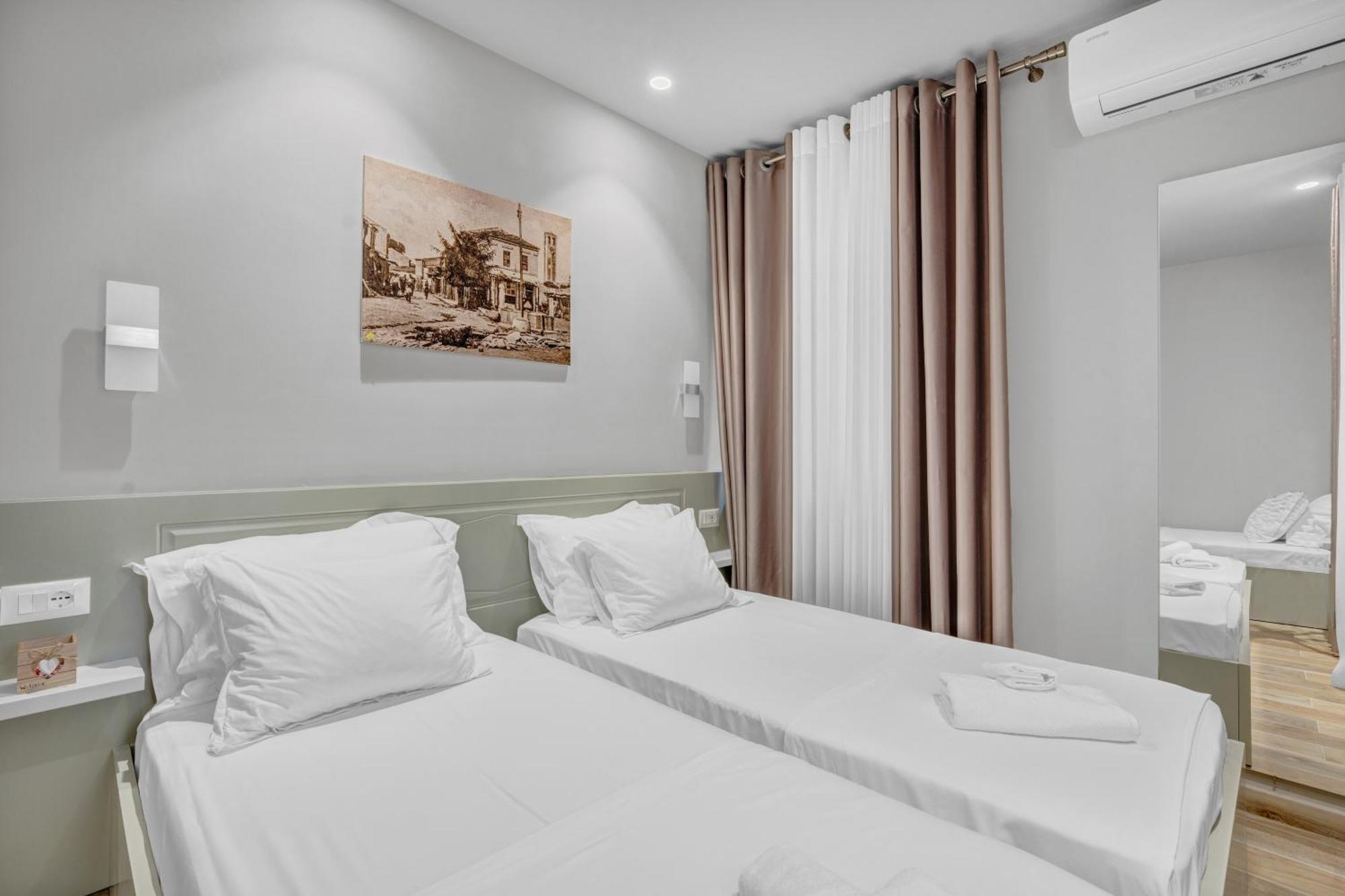 Villa Zoi A Stay To Remember I Located Inside The Castle Of Elbasan, On A Historic Roman Road Via Egnatia I Homemade Breakfast 外观 照片